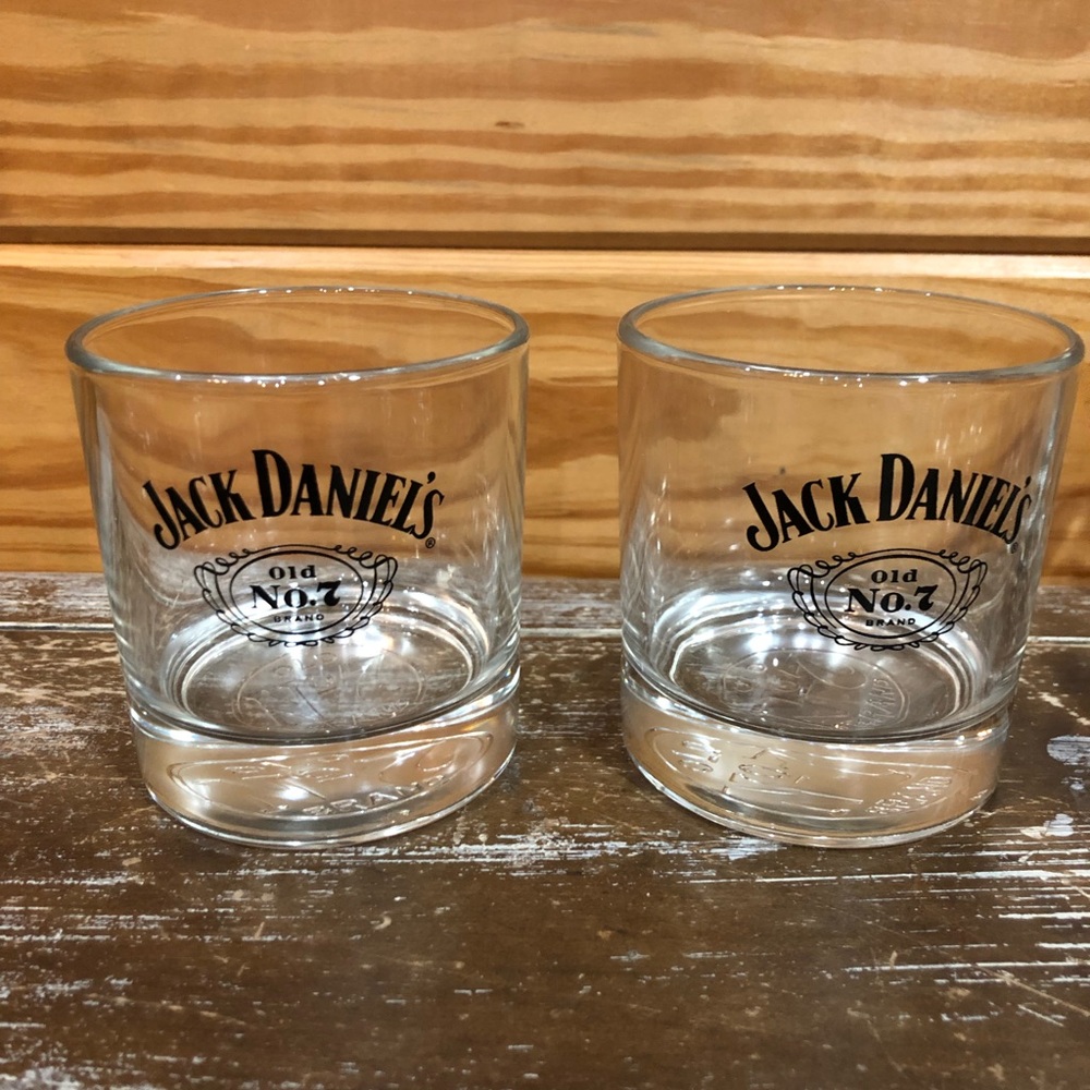 Jack Daniels whiskey glasses (2)
